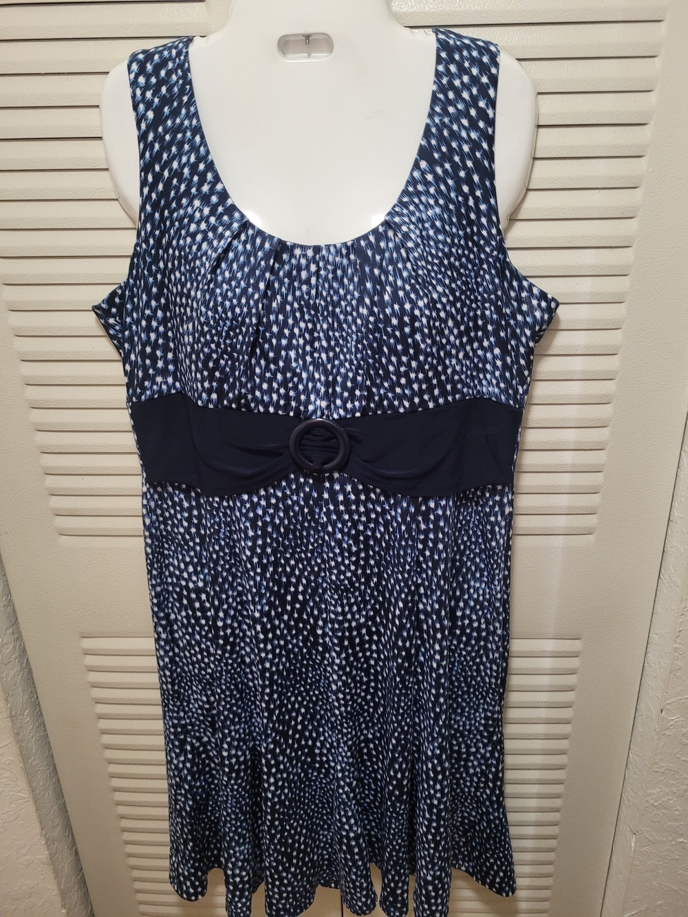 Perceptions Navy and White Sleeveless Scoop Neck Dress